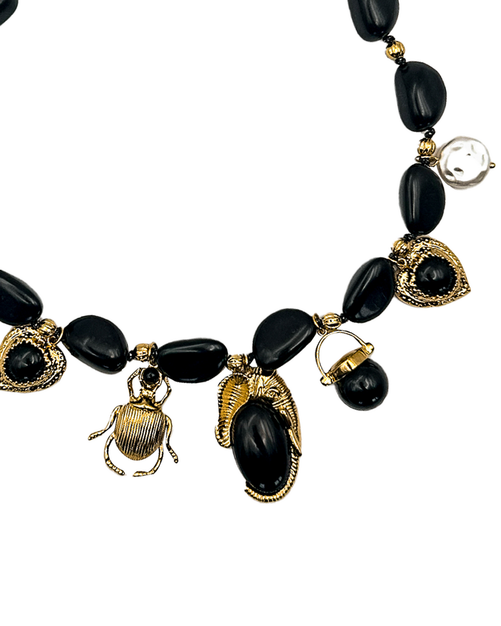 Collier Arcana