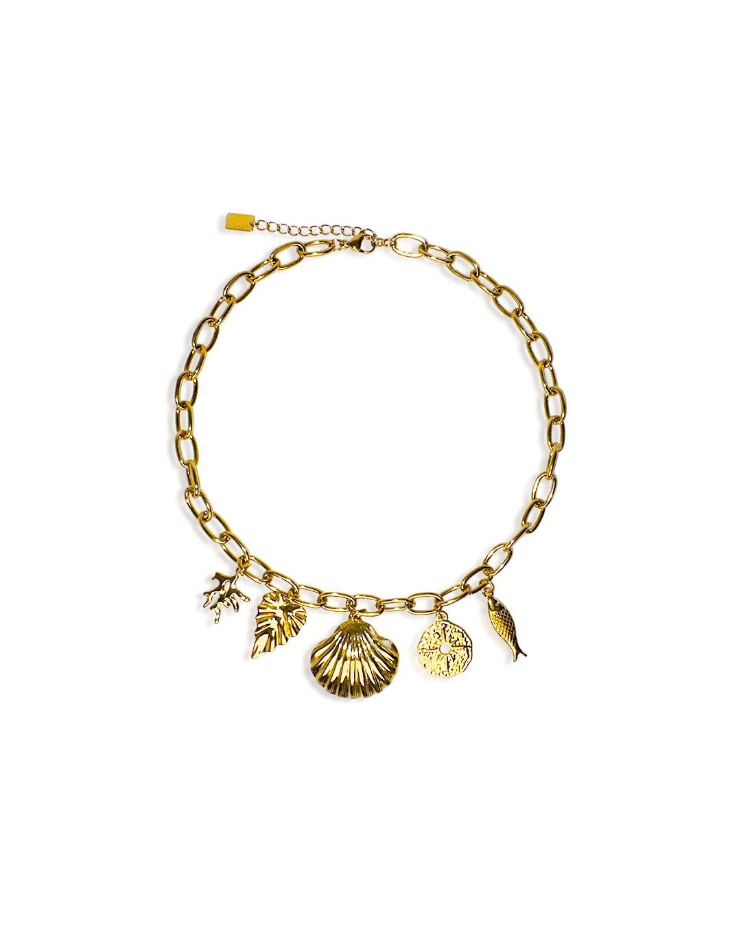 Collier doré Ondina en acier inoxydable avec pendentifs marins, élégant et tendance pour un look chic.